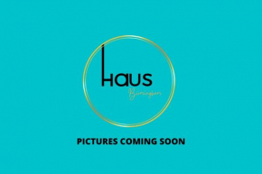 Haus Luxury 2 Bed Penthouse with Parking